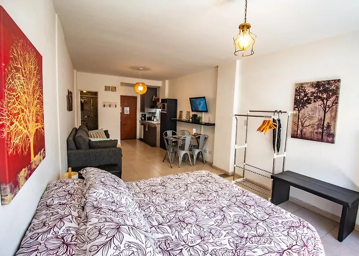 Esmeralda Y Av Cordoba Microcentro